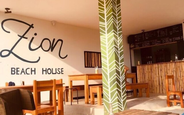 Zion Beach House - Adults Only