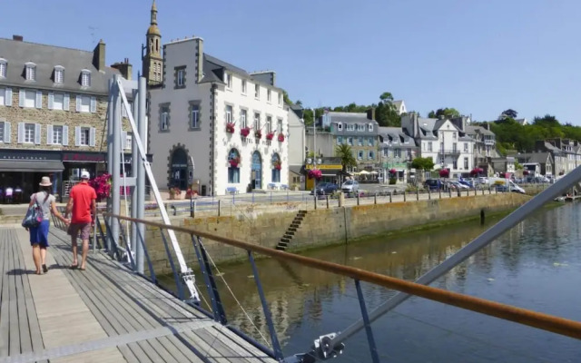 Stone House by Les Godelins Beach