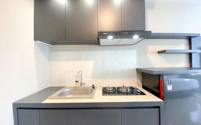 Comfy Studio At LRT City Jatibening Apartment