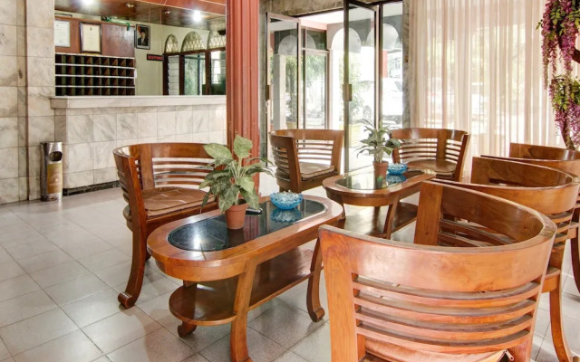 OYO 2690 Hotel Tampan