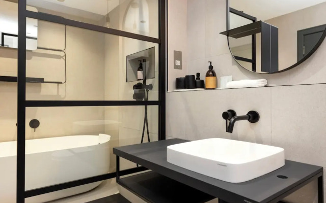JOIVY Fabulous 2Br Apartment W/Terrace & Bay View