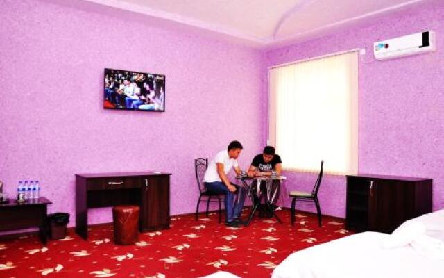 Oltin Vodiy Hotel