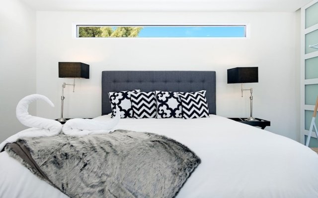 Luxury 5 Bedroom House with Private Pool in the heart of Surfers Paradise – Guest Rooms – Gold Coast