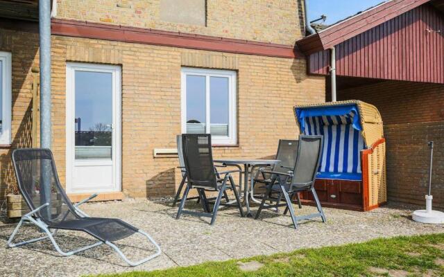 Buedlfarm-Treckerschuppen