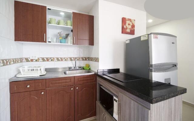 Apartamento AL1-LM Cerca al mar con Aire