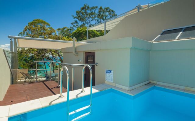 Little Cove Court
