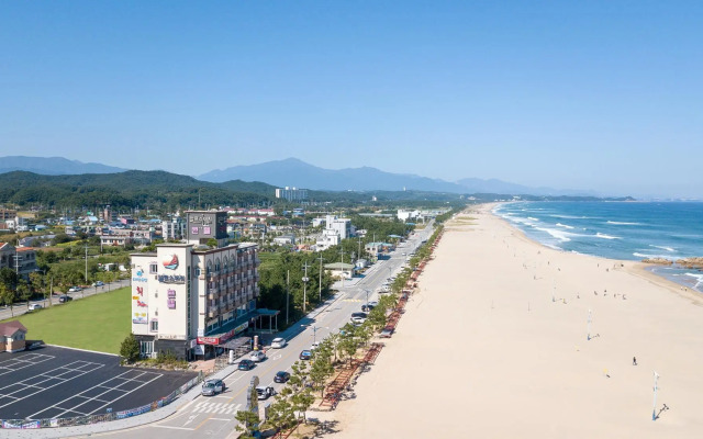 Yangyang Alps Beach