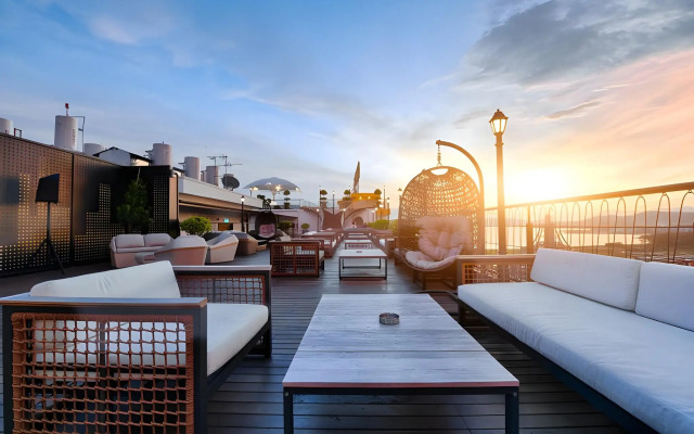 Goldsands Hotel