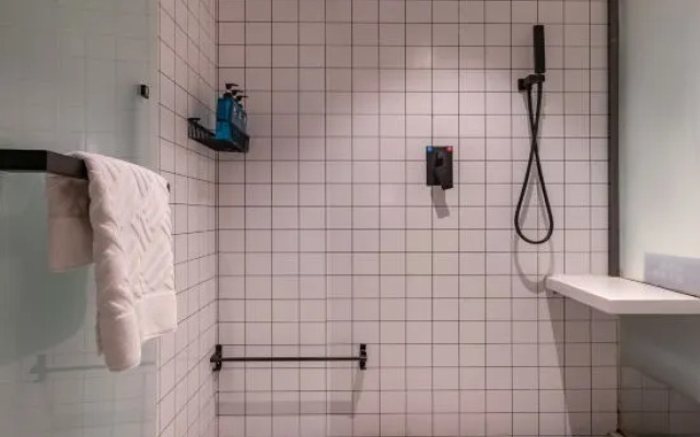 Happy Inn Hotel (Zhengzhou Erqi Wanda Plaza South Third Ring)