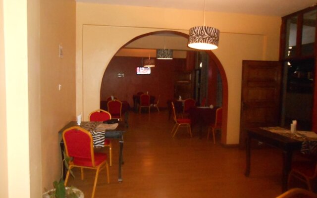 Central Hotel