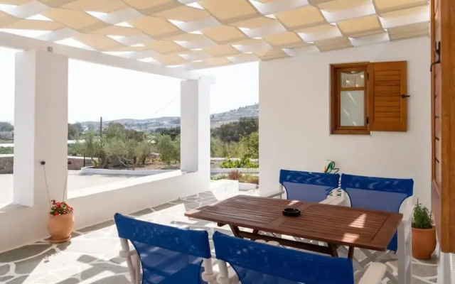 Theodora s Suite in Agios Charalampos