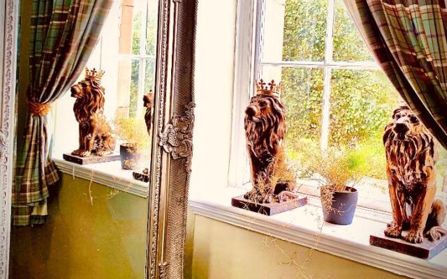 The Capon Tree Town House