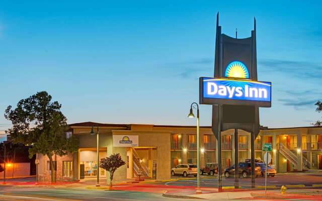 Days Inn by Wyndham Albuquerque Downtown