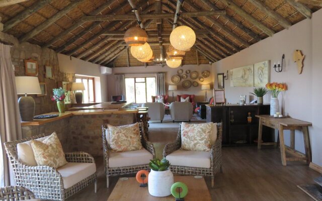 Woodbury Lodge - Amakhala Game Reserve
