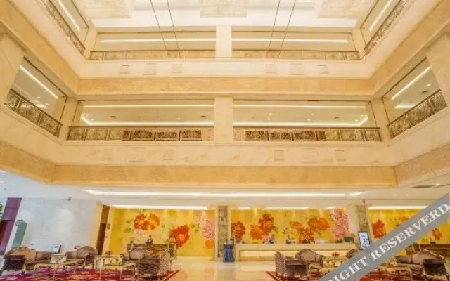 Sanfangxiang Jinling Hotel