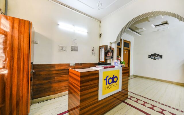 Fabexpress Winsome Inn