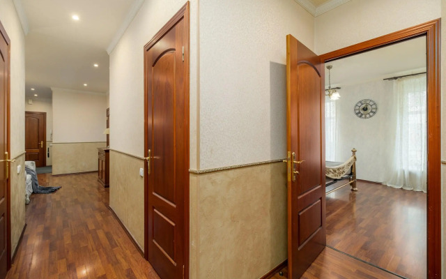 Апартаменты на проспекте Невский 45/2