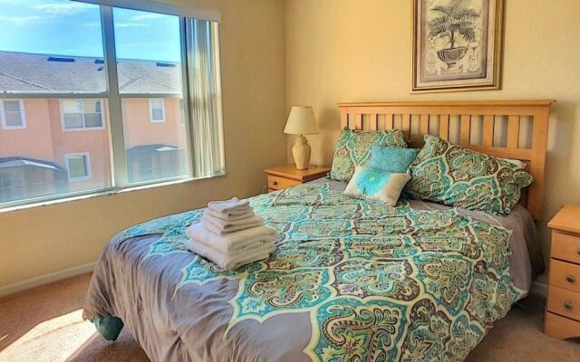 Goofy's Grotto - 3 Br townhouse by RedAwning