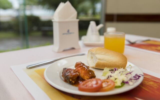 Sai Gon Quang Binh Hotel