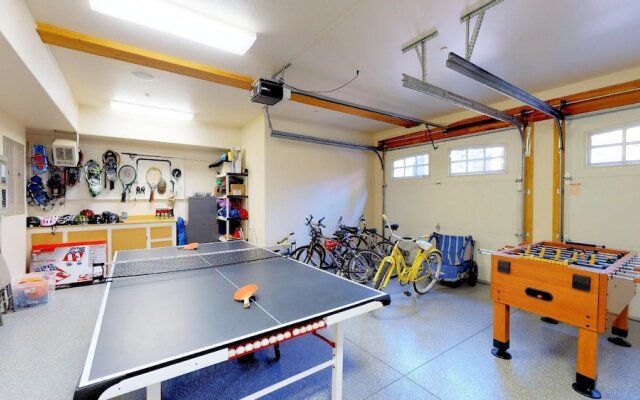 4,000sqft Private Luxury Home Htd Game Rm & Kids Bonus Rm Hot Tub