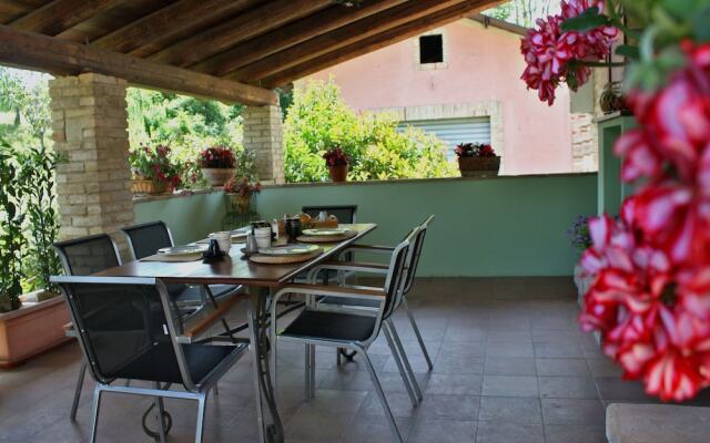 Spacious Villa In Pollenza Marche With Swimming Pool