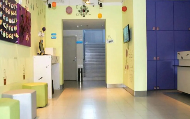 Bestay Shenyang Forrbidden City Huanyuan Gate Subway Station