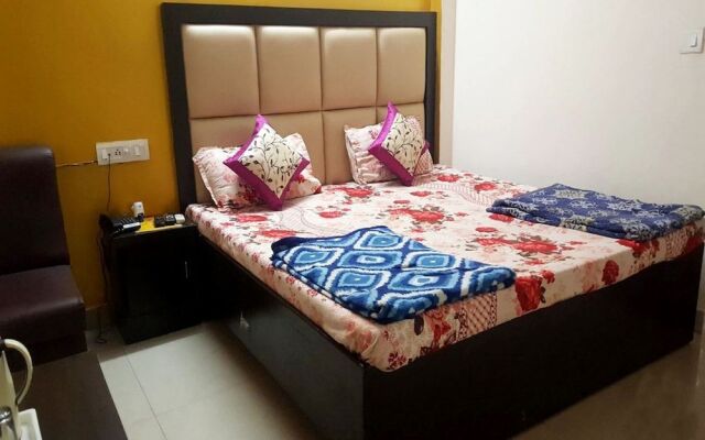 Goroomgo Alfa Charbhag Lucknow