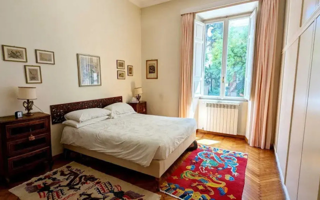 Beautiful 2-bed Apartment in Roma