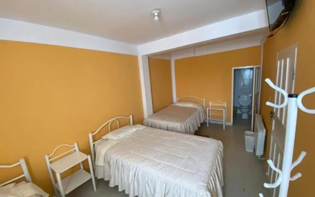 Hostal CASABLANCA