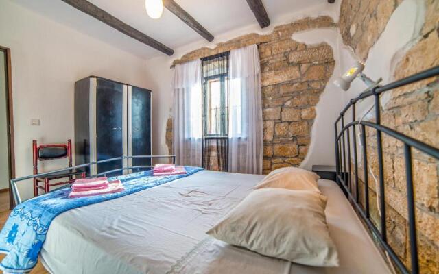 Holiday home Šterna 662