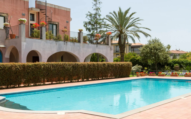 Hotel Etna