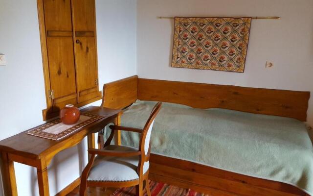 Traditional Guesthouse Marousio