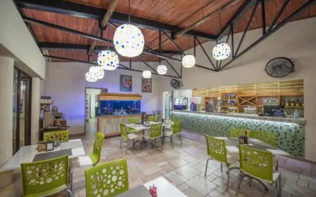 Urban Hip Hotels - Ashanti