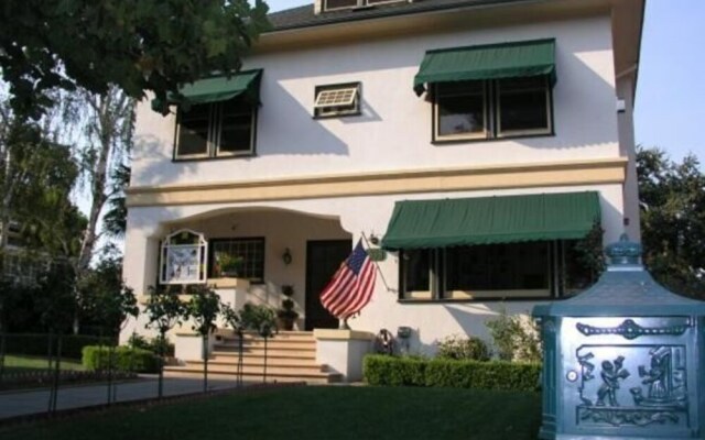 The Inn at Paradise