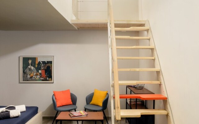 Duplex Lively Neighborhood by FeelHome