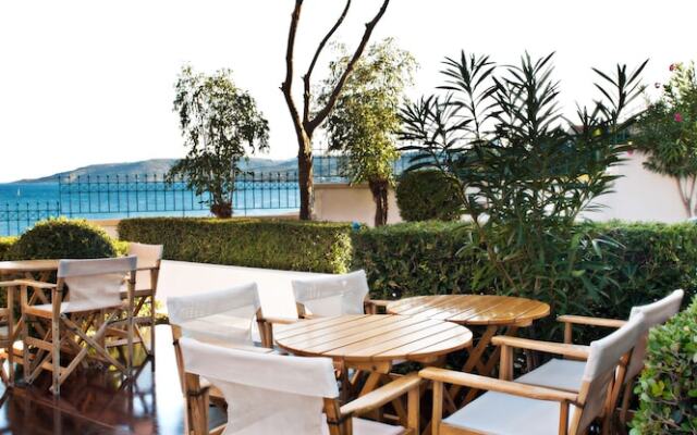 Sea Breeze Hotel Apartments & Residences