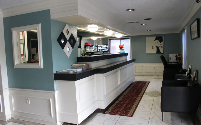 Rite4us Inn & Suites