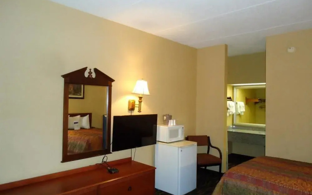Best Western Colonial Inn