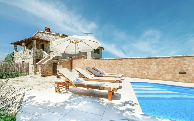 Modern Holiday Home in Porec With Swimming Pool