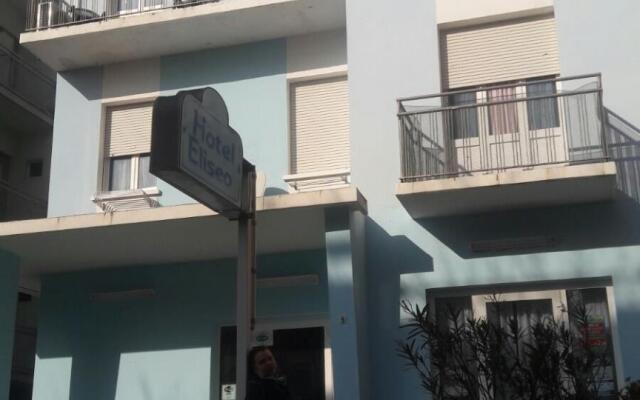 Eliseo Budget Hotel