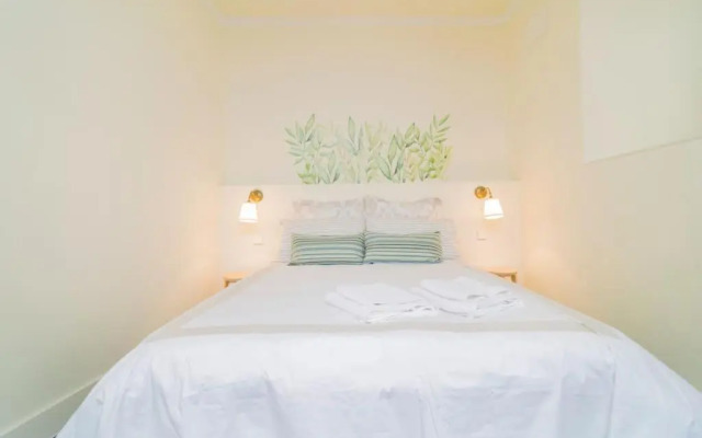 Caprichoso Loft junto Teatro Real - Madrid Centro by Batuecas