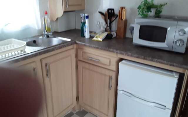 3 bed Caravan Approx 10 Mins From Beach Bill 1