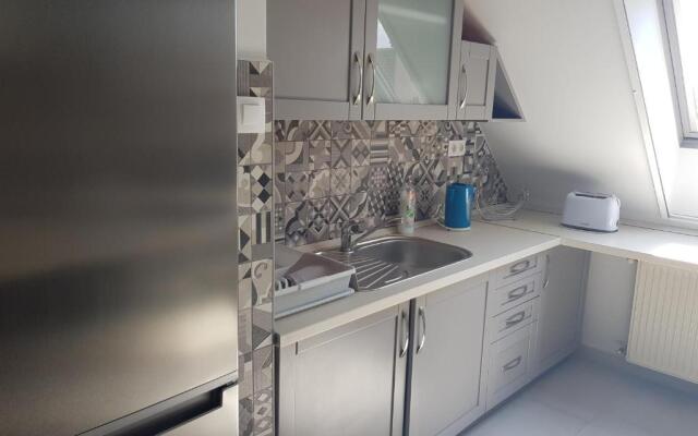 Zoli Apartmanok-Adri Kölcsey 32