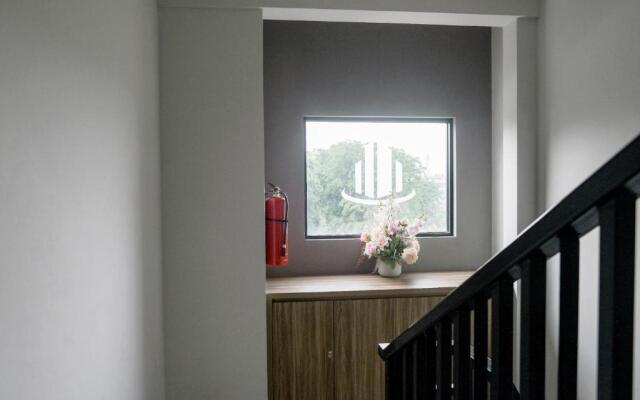 Urbanview Hotel Slipi Inn Palmerah