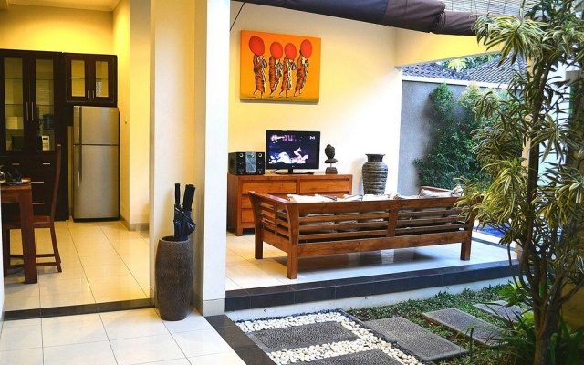 Madhya Villa – Lobby – Kerobokan Kelod