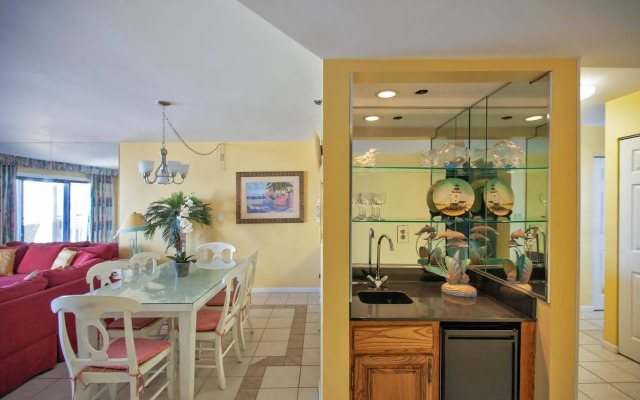 Emerald Towers by Panhandle Getaways