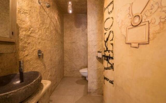 SaffronStays Casa Blanca