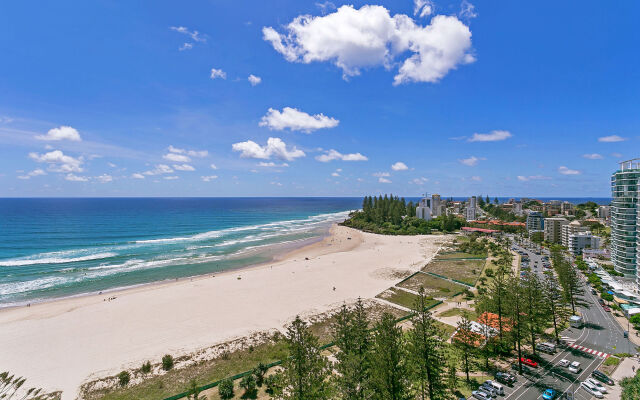 Mantra Coolangatta Beach