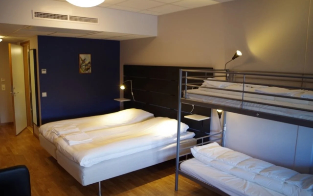 Spoton Hostel & Sportsbar
