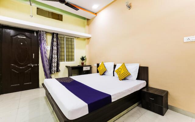 SPOT ON 67740 Hotel Narmada Palace